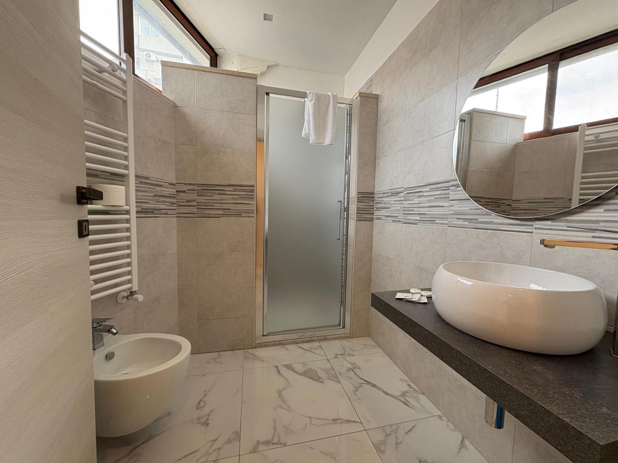 Romano'S Luxury Stay B&B 巴里 外观 照片